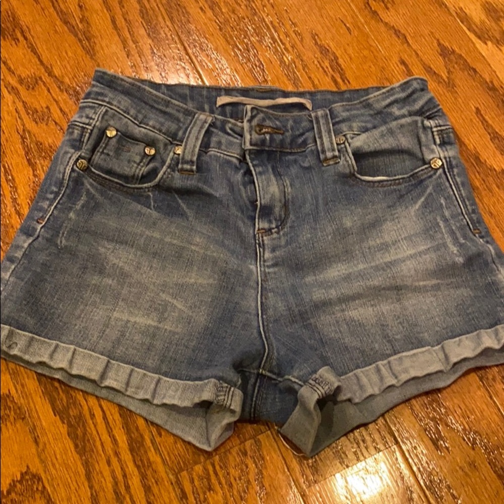 Tractr jean shorts
